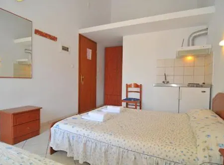 Iris Apartament Prínos